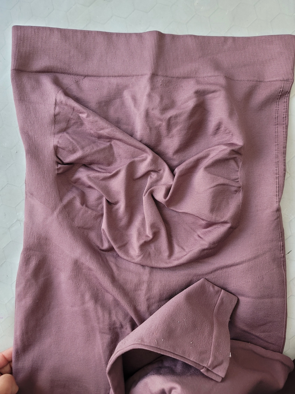 BLANQI Large 2-Pk Athletic Maternity Leggings Olive Green (Cropped) Mauve (7/8) - Picture 8 of 10